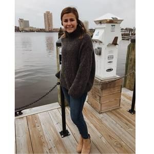 Meet your Posher, Macy